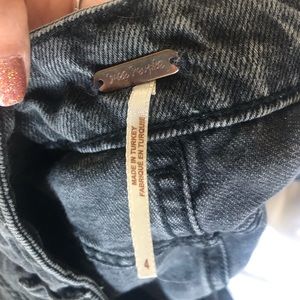 Black free people jean skirt